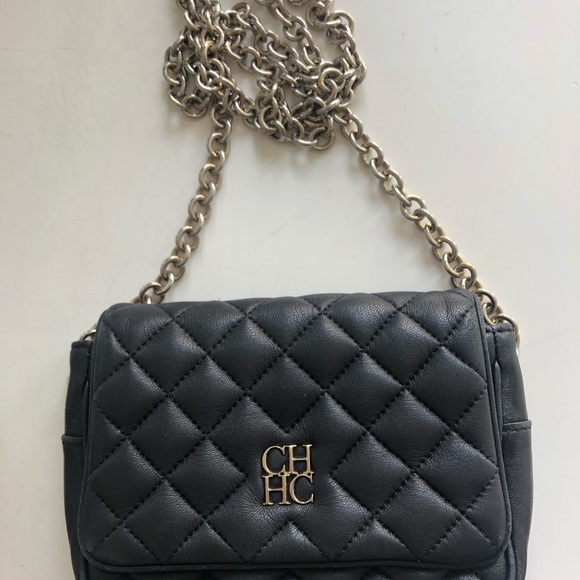 A Carolina Herrera Black Quilted Crossbody Bag - Picture 2 of 5